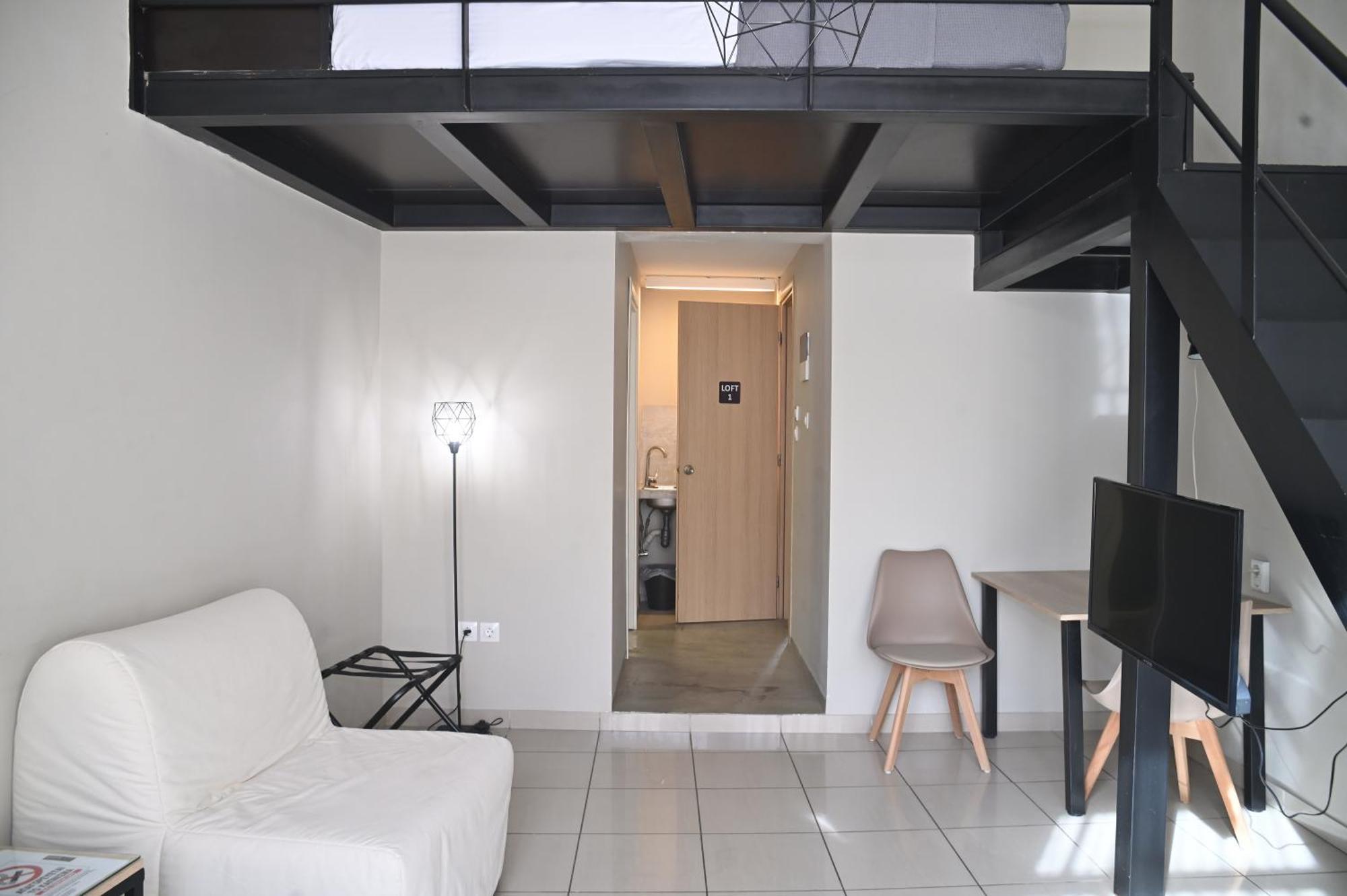 Kentrikon Hotel Chalkida Bagian luar foto